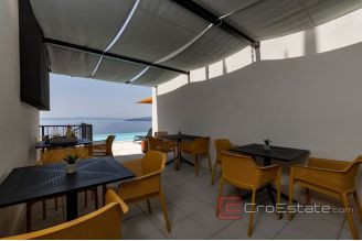 020 5174 30 Makarska property with pool and sea view for sale
