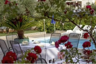 014 2043 52 island ugljan hotel near sea for sale