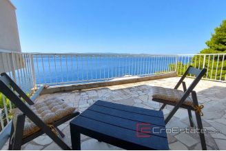 018 2029 49 near omis seafront house for sale