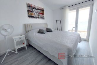 018 2029 49 near omis seafront house for sale