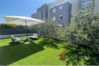 006 5185 30 Split apartments for rent1