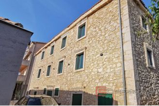 011 5182 30 Sibenik Hotel first row to the sea for sale