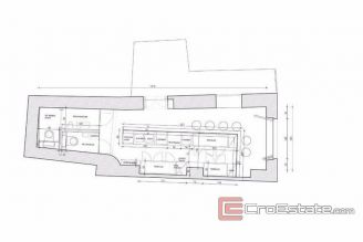 007 2016 528 Split restaurant in the center for sale