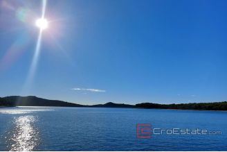 010 2029 50  rogoznica stone house waterfront for sale