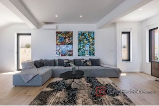 010 2022 341 rogoznica luxury villa with sea view for sale