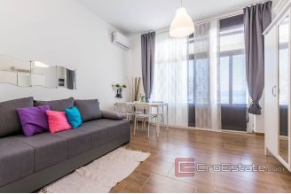 018 2018 212 Omis house with sea view for sale