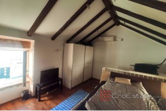 006 2040 35 kastela stone house by the sea for sale