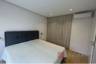 2036 55 012 Split two bedroom apartment for rent