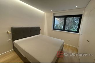 2036 55 012 Split two bedroom apartment for rent