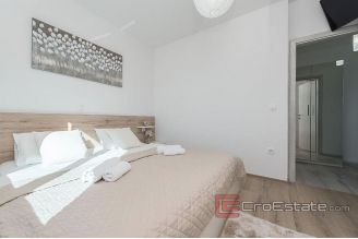 017 5193 30 Vir apartment house near the sea for sale1