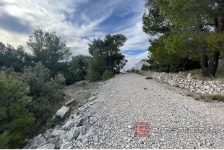 004 2030 42 Primosten building land for sale