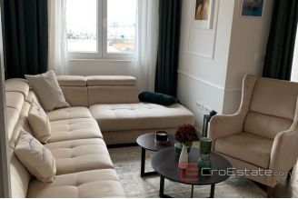 011 2036 57 Split Strozanac apartment for sale