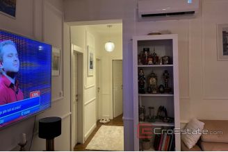 011 2036 57 Split Strozanac apartment for sale