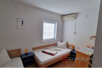012 5195 30 Vodice apartment house for sale
