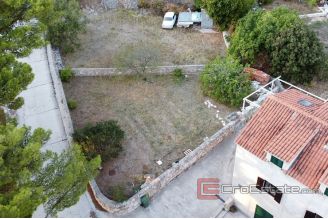 011 2037 36 island brac apartment house with panoramic sea view for sale
