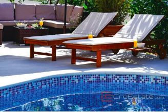 019 2021 326 Rogoznica apartment villa near the sea for sale