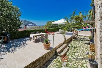 017 5199 30 Split area stone house with pool for sale 017 5199 30 Split area stone house with pool for sale