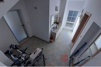 016 2016 533 Ploce Detached holiday home for sale