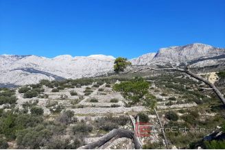 007 2041 48 near makarska land with panoramic sea view for sale