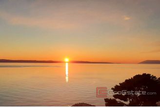 007 2041 48 near makarska land with panoramic sea view for sale