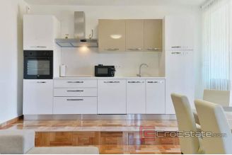 017 2030 18 near zadar house with sea view for sale
