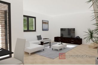 011 5201 30 Porec house with pool for sale