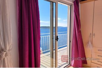 012 2029 53 primosten apartment house first row to the sea for sale