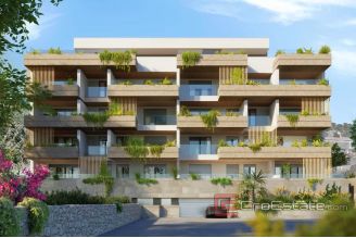 017 2035 71 Split Apartments in new building for sale
