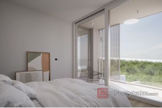 010 5212 30 Zadar villa with pool for sale