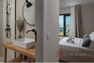 019 5213 30 Zadar villa with pool for sale