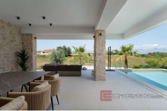 019 5213 30 Zadar villa with pool for sale