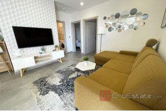 012 2030 45 Makarska apartment with two rooms for sale