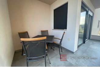 012 2030 45 Makarska apartment with two rooms for sale