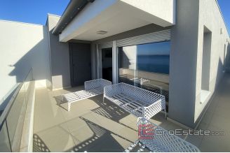 009 2043 60 Zadar three room apartment for sale