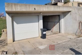 019 2041 49 omis house with open sea view for sale