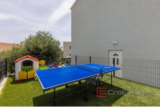 020 5216 30 Ciovo villa with pool for sale