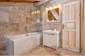 017 5217 30 Hvar two willas with pool for sale