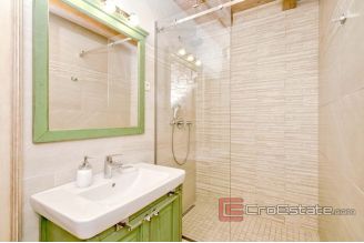 017 5217 30 Hvar two willas with pool for sale