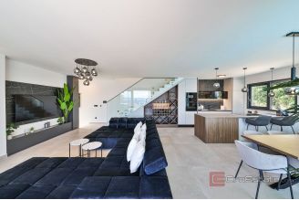 020 2035 72 island ciovo villa first row to the sea for sale