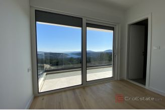 012 2022 352 near trogir modern new villas with pool for sale