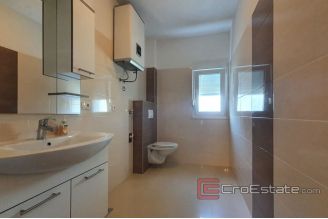 008 2018 220 Ciovo property first row to the sea for sale