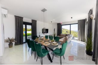 018 2035 73 Trogir Villa with sea view for sale