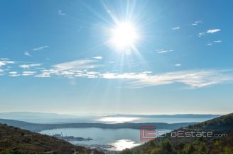 011 2035 74 Trogir Villa with open sea view and pool