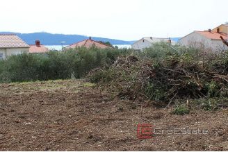 004 2031 72 kastela building plot for sale
