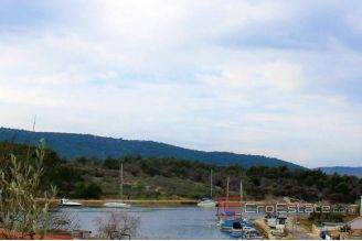 003 2040 40 near sibenik building plot near sea for sale