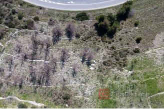 006 2043 62 Omis Building plot with sea view for sale