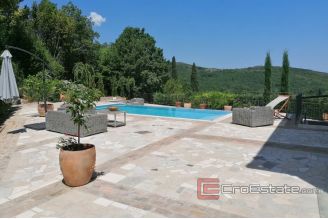 015 2117 06 Opatija house with pool for sale