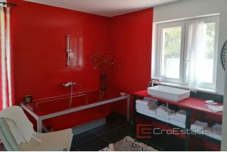 015 2117 06 Opatija house with pool for sale