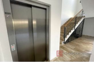 009 2017 25 split stobrec two bedroom apartment for rent