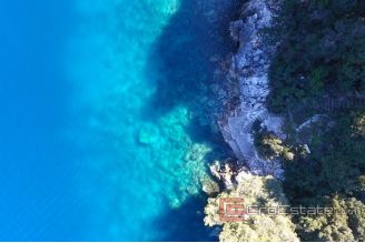 010 2021 336 Mljet house first row to the sea for sale